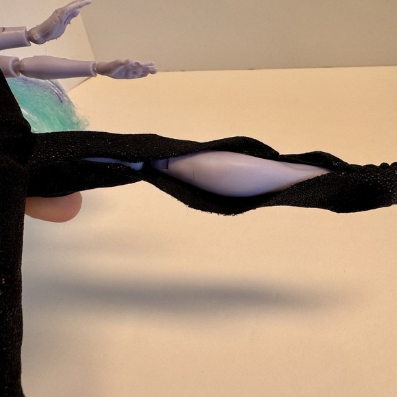 2016 Monster High Garden Ghouls Twyla Doll Read Description - Picture 7 of 11